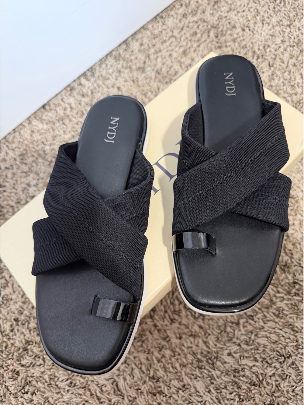 NYDJ Ronnasy NWT Black Stretch Mesh Slip-On Sandals Size 6